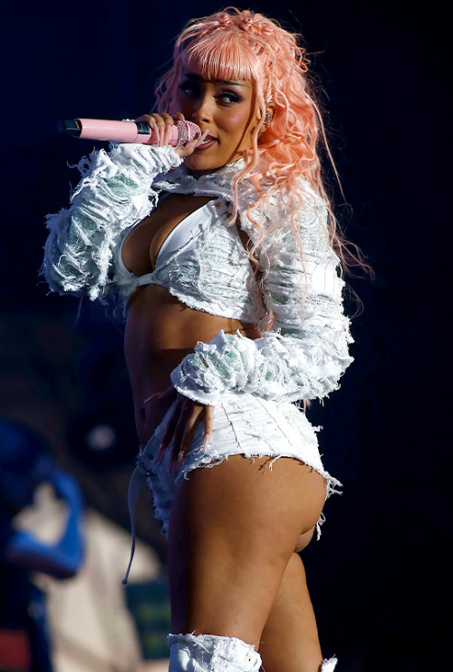 dojacatsource: DOJA CATLollapalooza Chile