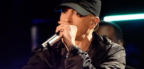 nedahoyin:  micdotcom:  Eminem won the Grammy for Best Rap Album — Here’s why he was a terrible choice Everyone thought Iggy Azalea would be the unworthy victory in the Grammy rap categories this year. Billboard’s panel of industry experts expected
