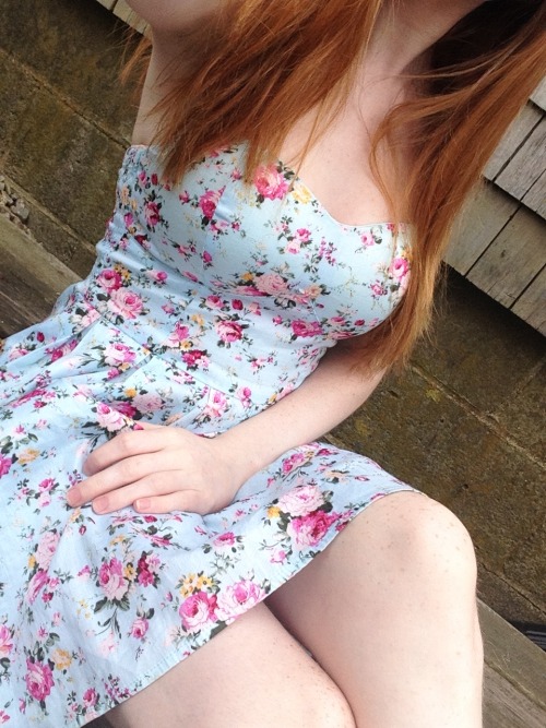 kuntttklawsss:  Kitten got out and got dirty oops hehe 