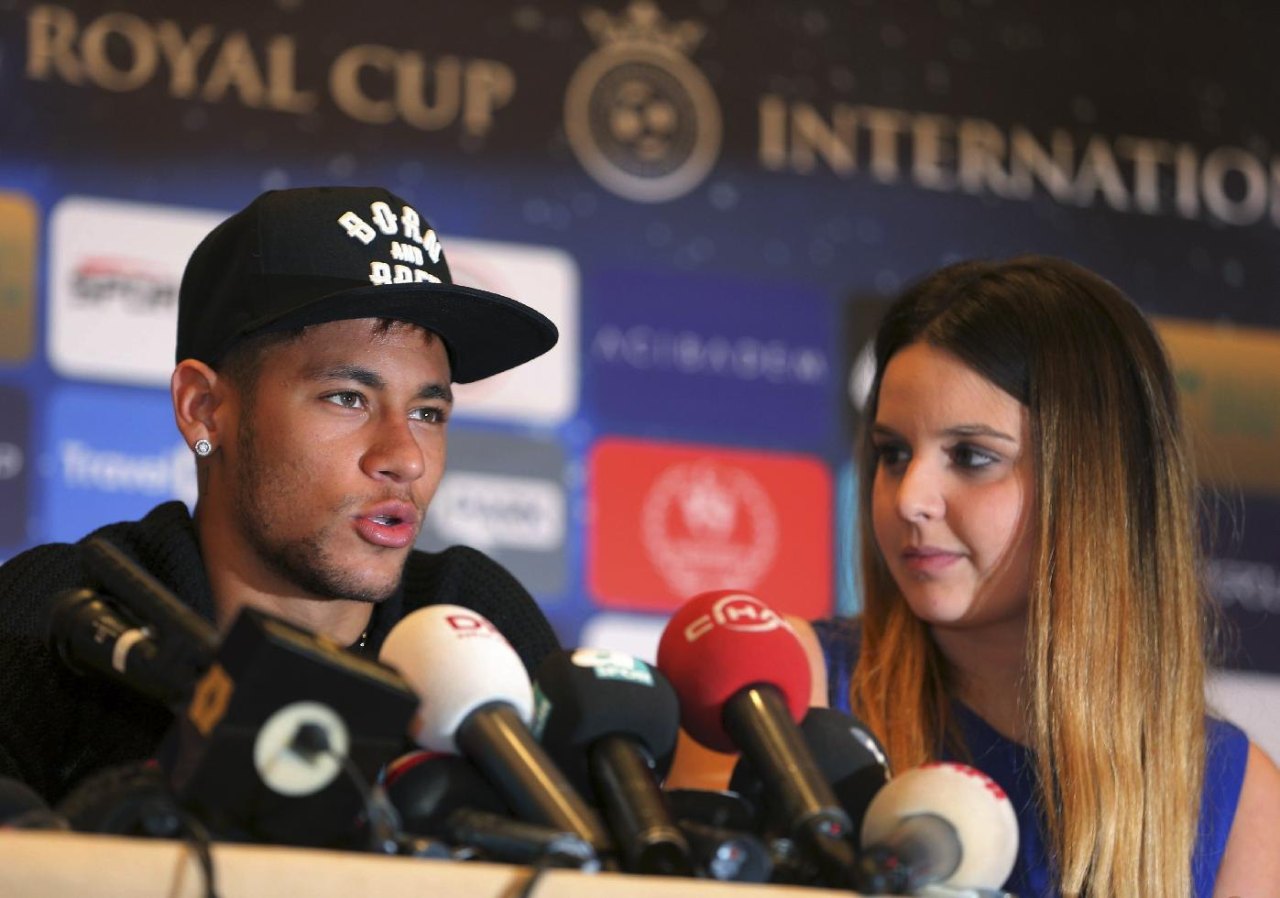 fzneymar:  dsjneymar:  Press Conference - 12-01-2015 Photos by AP  Neymar came to