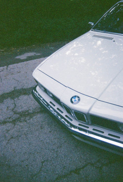 rickyshull:  E24 BMW 635csiNikon N70 // 50mm