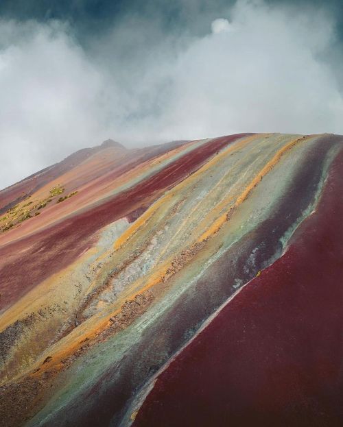 RAINBOW MOUNTAIN, PERU.The iconic rainbow mountain in Peru.Credits: https://www.instagram.com/p/CHfy
