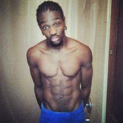 mrskarfase69:  He sexy tho… Submitted Pic Follow him IG: Sexboi_21  KIK:not yours
