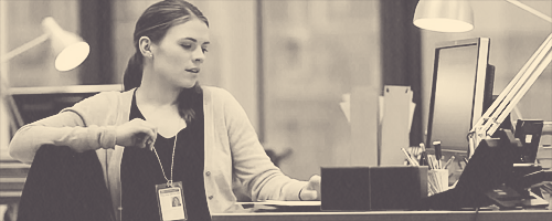 rosebyrns:  agent carter au:  peggy &amp; angie as modern day spies 