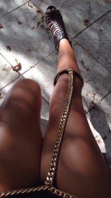 staceyhash:  Leg chain. 