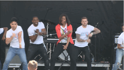 tormans-space:kenyagoldengirl:  Michelle Obama breaks it down at Easter Egg Roll