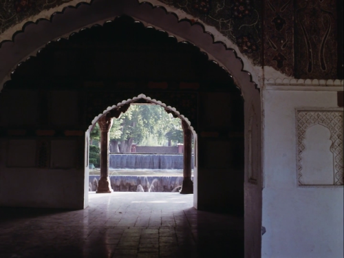 madamebeudet:before my eyes mani kaul (1989) dop : Piyush ShahBeautiful short documentary which can 