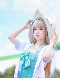 scandalousgaijin:  PERFECT Kotori Minami - Roast Rabbit If you didn’t know, this goddess also cosplayed Anna Nishikinomiya 