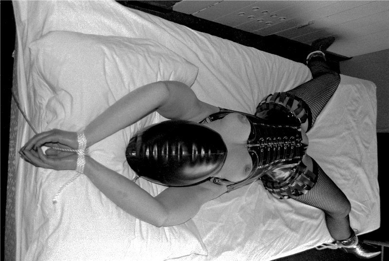 leatherlacedbass:  Room service has been calledBut how is this slave going to serve