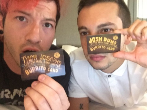 twenyonepilots: they got Chipotle Gold Cards!