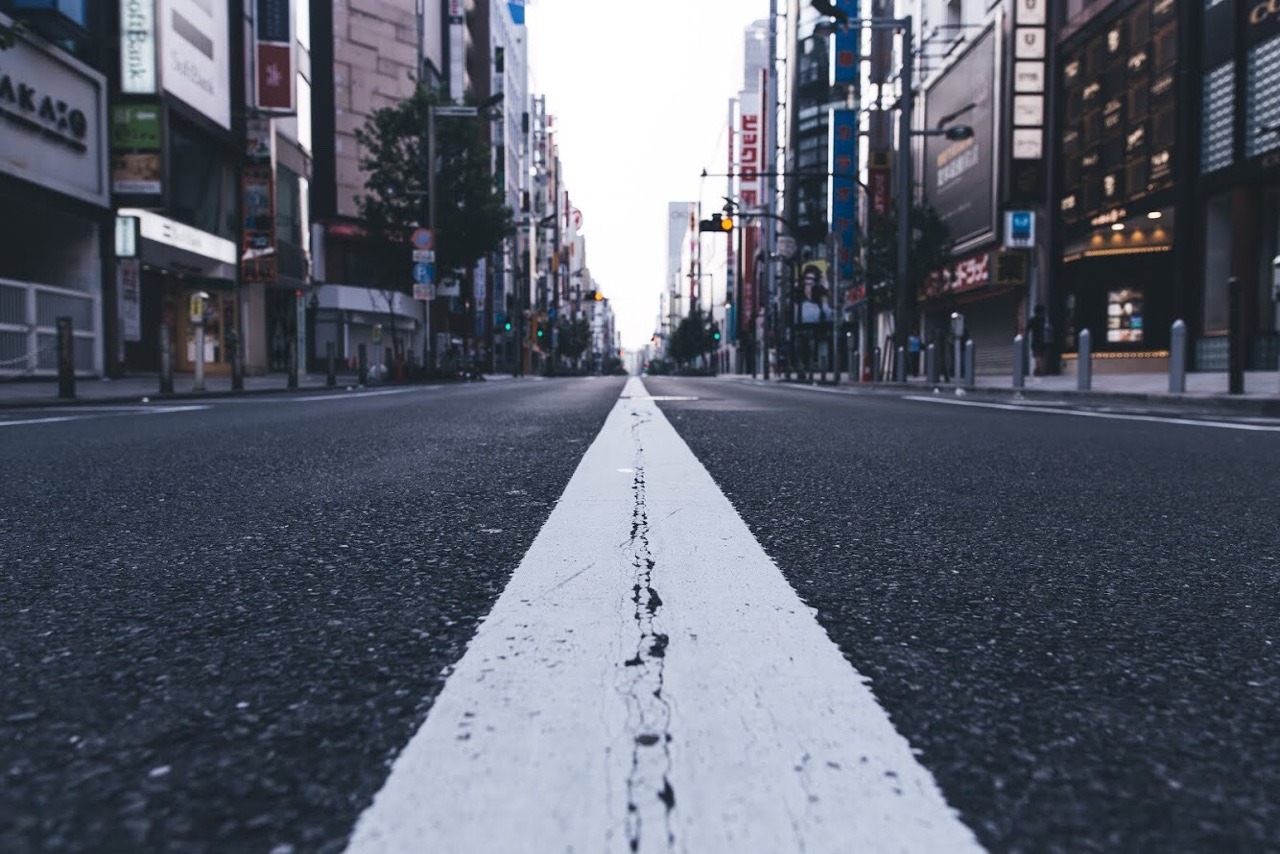 yuma1983:  Morning vibes at Shinjyuku. 