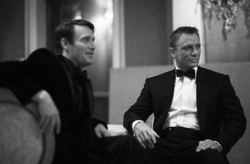 nkp1981: Mads Mikkelsen and Daniel Craig on the set of ‘Casino Royale’