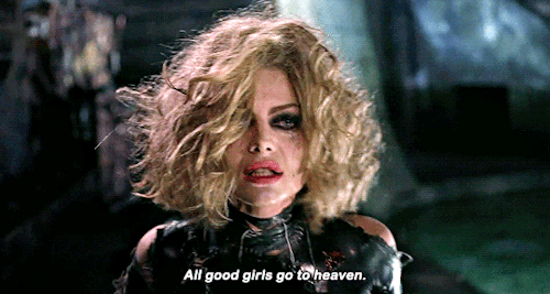 stars-bean: “Four. Five. Still alive!”Batman Returns (1992) dir. Tim Burton