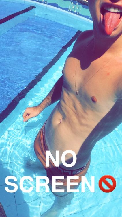 I follow him on snapchat ! He is always a turn on!😍