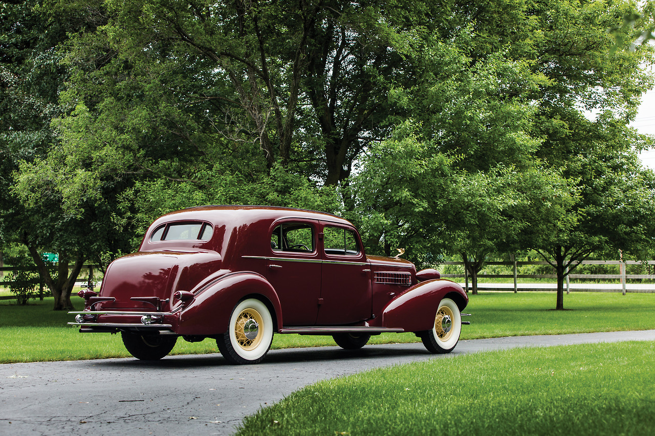 Packardbaker — 1934 Cadillac V-12 Town Sedan.