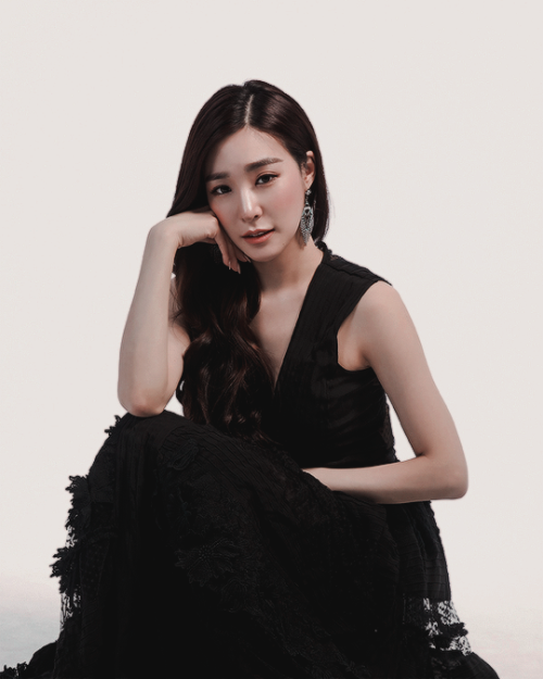 femaleidol:tiffany for bazaar vietnam