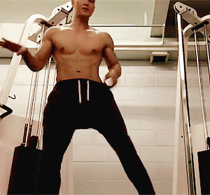 magnuslightswood: harry shum appreciation meme  1/? → favorite dancing video 
