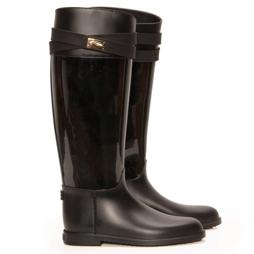 Just in Givenchy Iconic AW13 Shark Tooth Rubber Boots in Black SHOP HERE