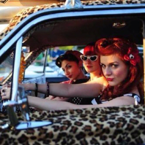 alternative-pinup:  Alternative PinupPinup Twitter