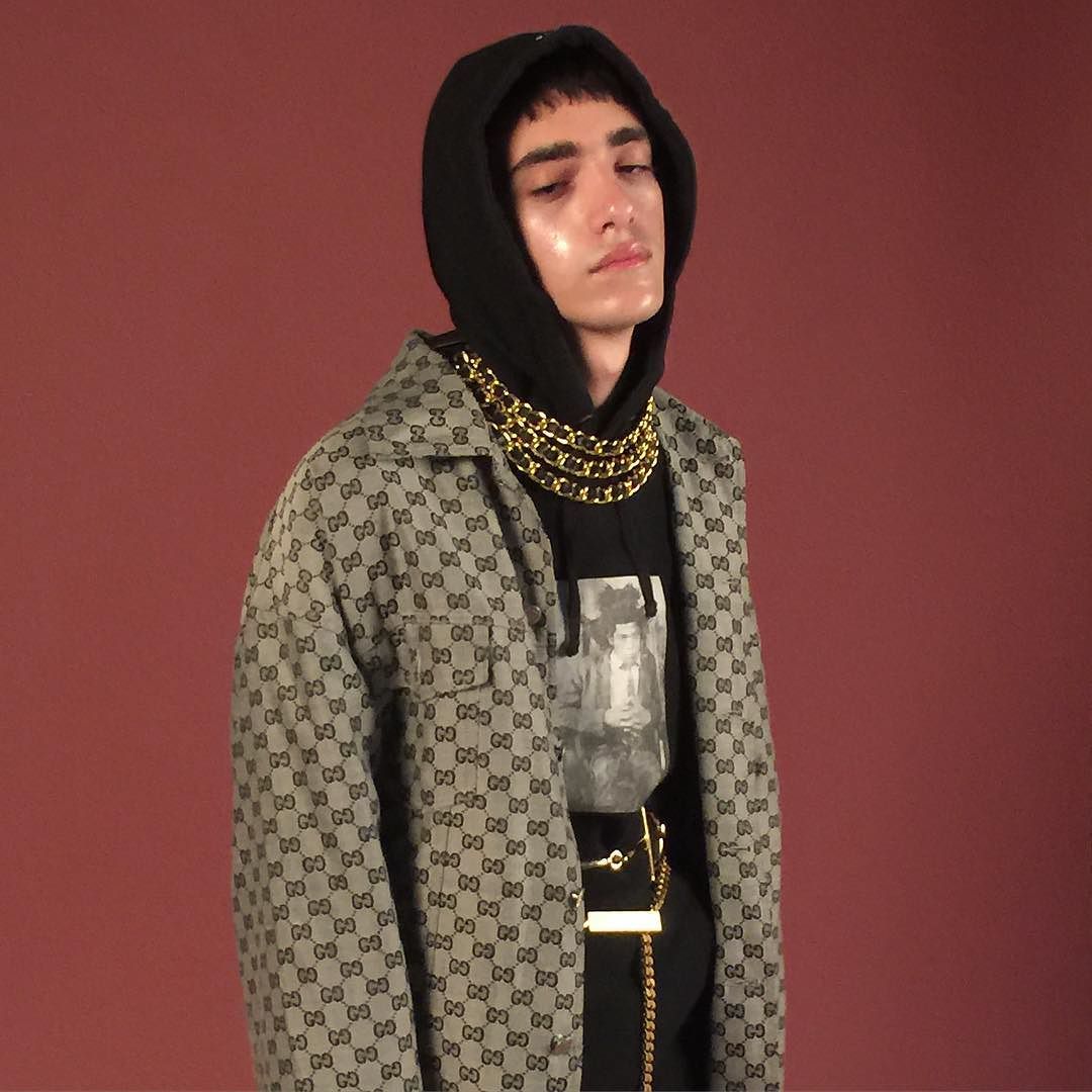j