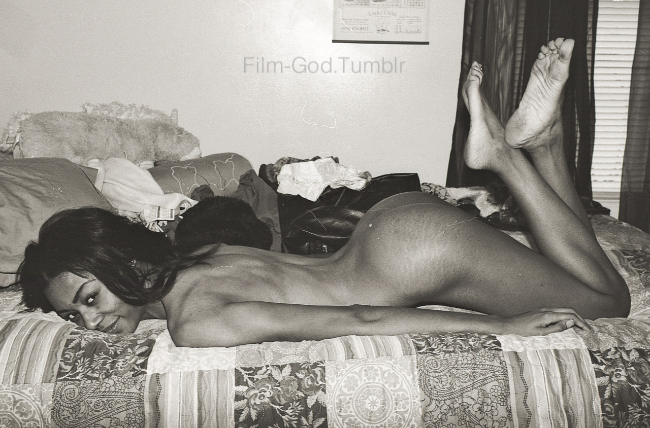 spotlightslut:  film-god:  Some people live out of a suitcase… Model - GellyPhotographed