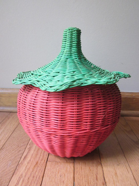 Vintage Wicker Strawberry Basketoutdoor wicker is a favorite of ours ...