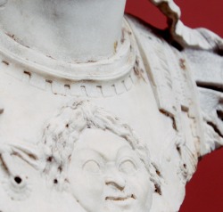 xshayarsha:  Details from a bust of Caligula.