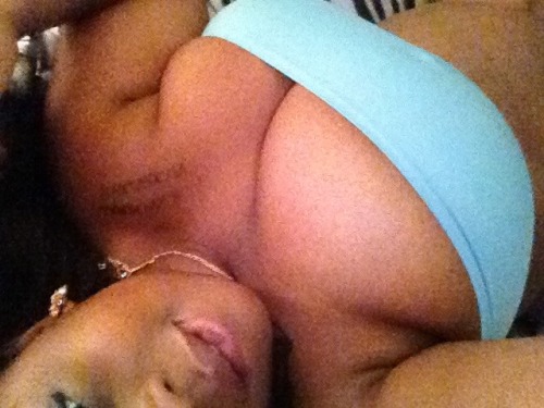 cccxvi:  Can keep your eyes off my fatty daddy……