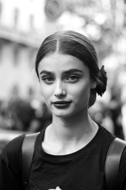 Porn photo amy-ambrosio:  Taylor Hill after Dolce &