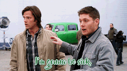 frozen-delight:SPN Parallels: Dean being dramatically nauseated