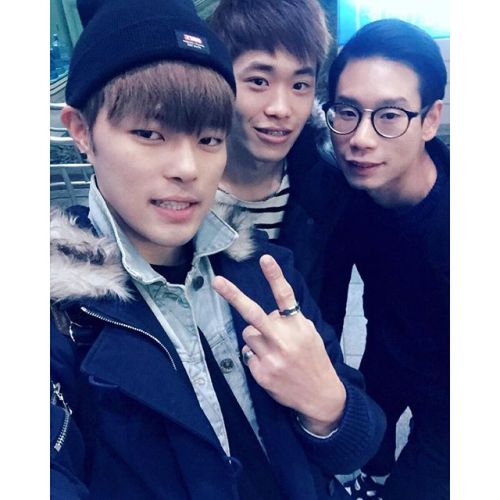 HIGHBROW’s Josh Instagram Update 161205 with Chris &amp; friend