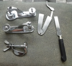 drspocksaidso:  Sunday morning - time to play with my circ tools!  How many men have been processed with each tool?