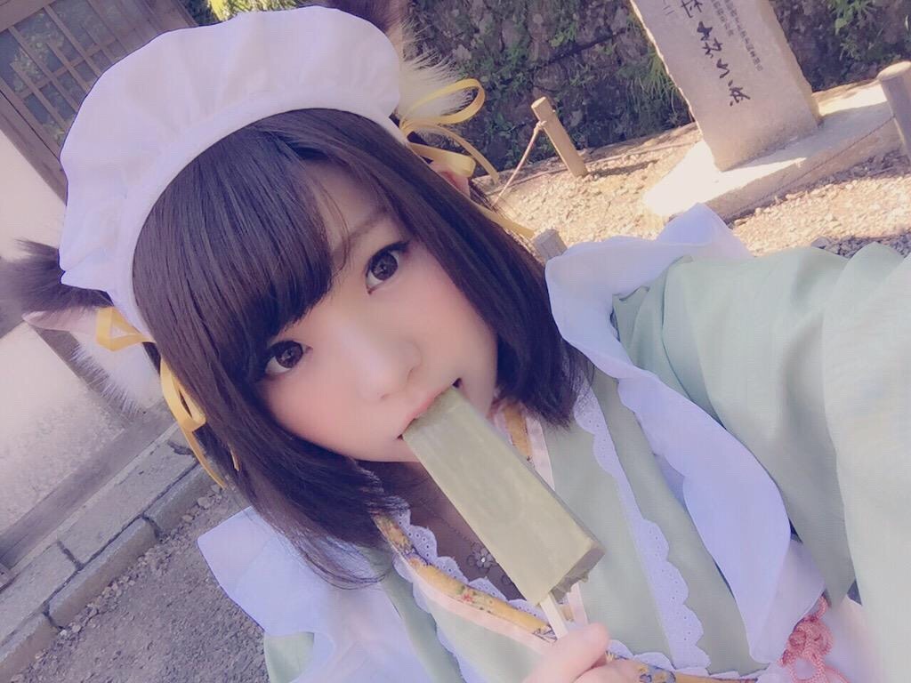 Japanese And Taiwanese Girls