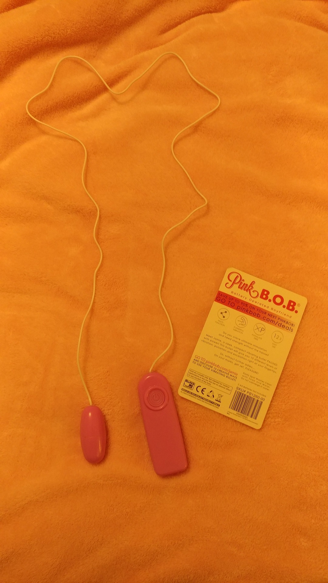 We’re super excited to be able to review this awesome vibrator from @pinkbobtoys!So