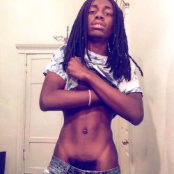 toniofox:  #BodyArt #Black #Dreads #DreadHead #Jamaican ☮️🇯🇲📸 #Self #Model