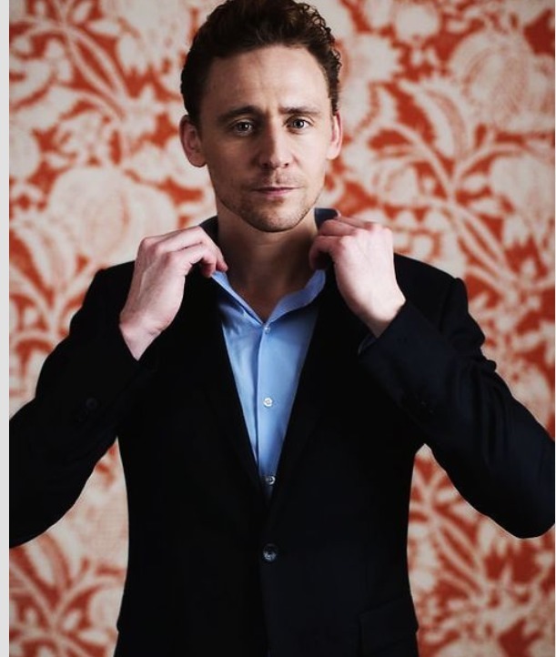 jenarei:  Merry Christmas &lt;3 _&lt;3 an image of my ideal Christmas present