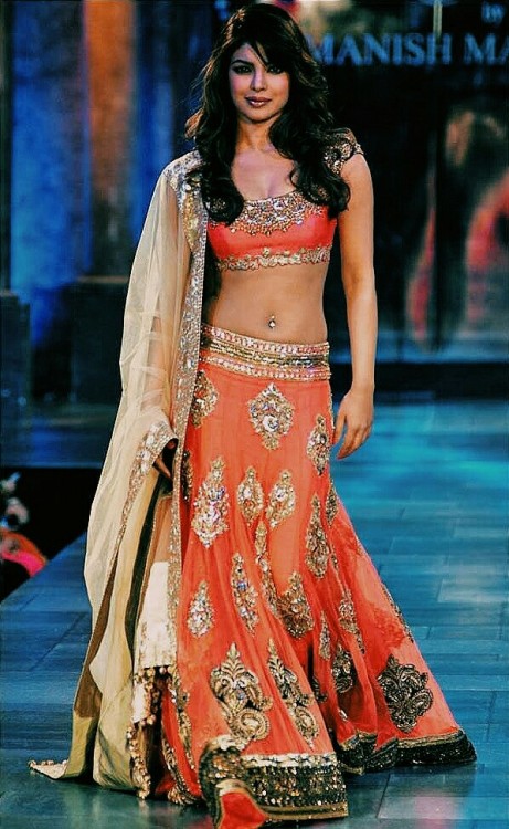 Ladies of Bollywood as Manish Malhotra showstoppers