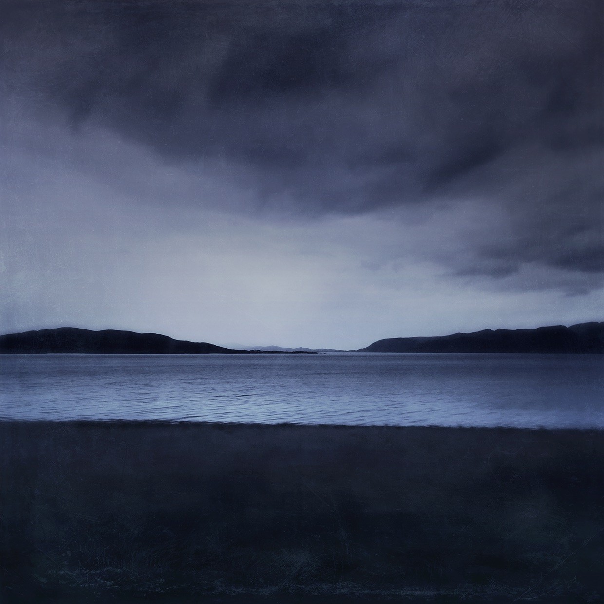 mydarkenedeyes:  Bjørg-Elise Tuppen - Blue Melancholia (2016) 