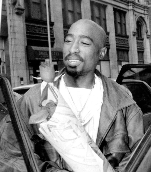 tupac smiling tumblr