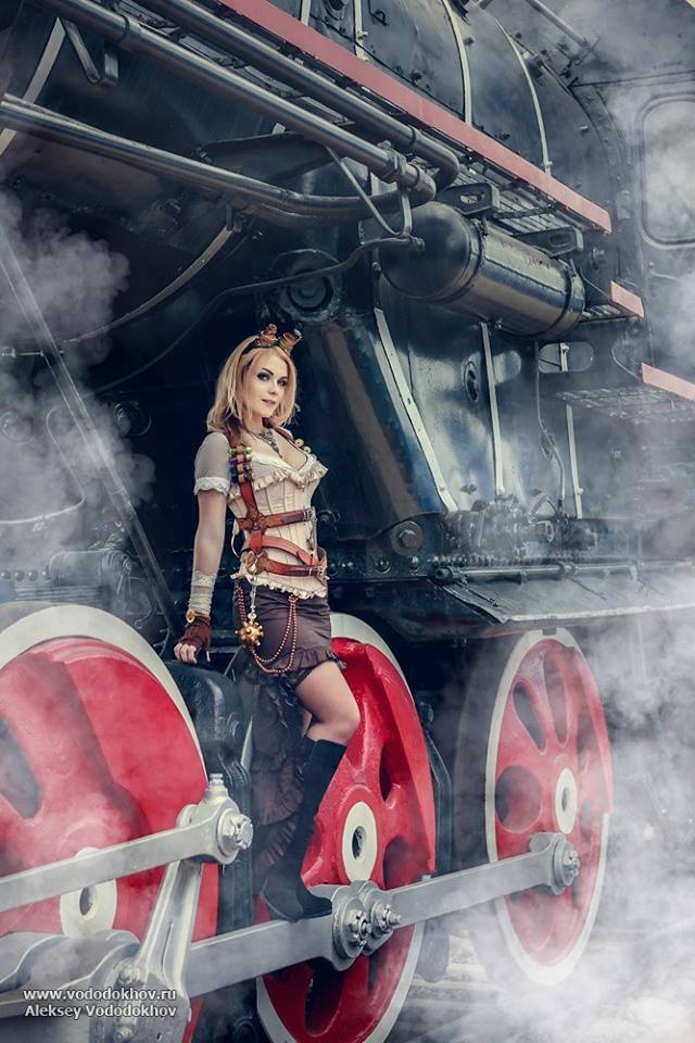 steampunktendencies:    Captain Irachka Cosplay     Fuuuuuuck