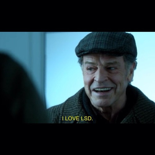 kidxwithxrobots:  Oh Walter. #Fringe #Walter #LSD #lol