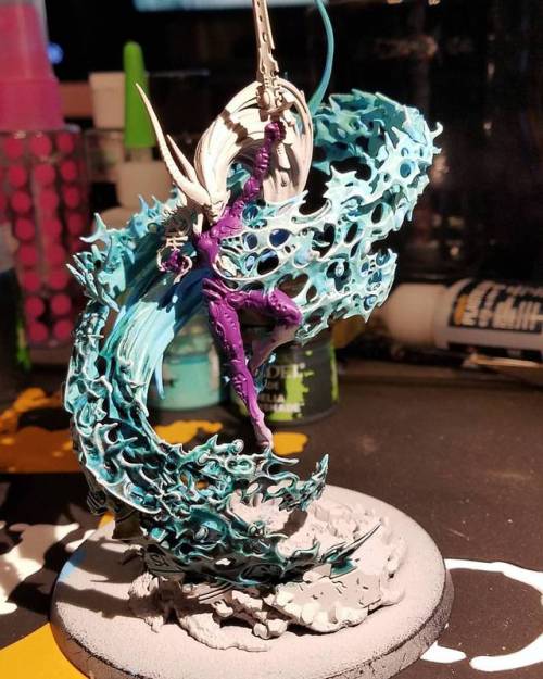 Day 1 progress #paintingwarhammer #warhammer40000 #warhammer #warhammer40k #eldar #aeldari #ynnari #