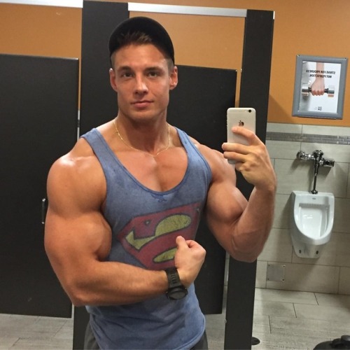 musclelicious:Billy Huston (Billy Hugeston)