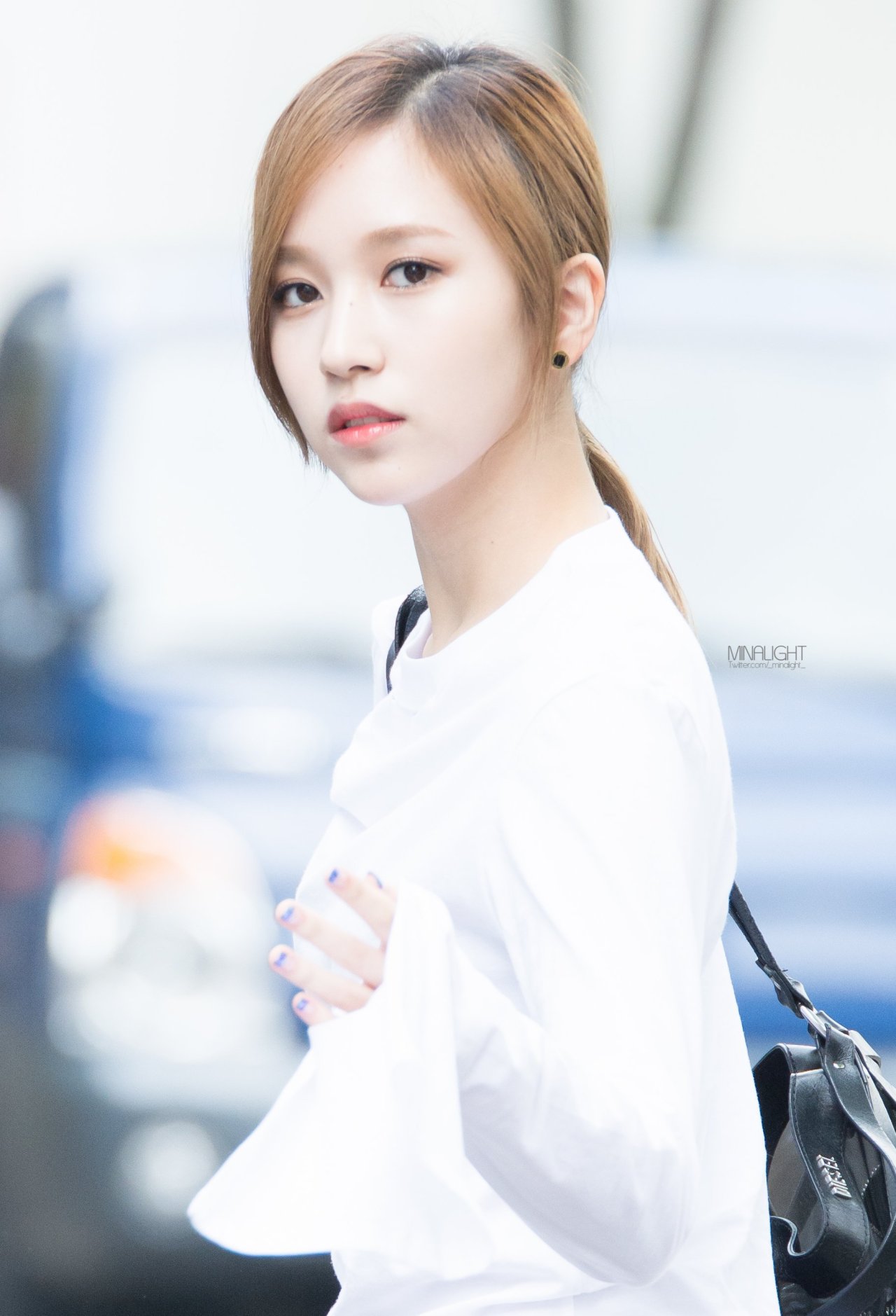 fy-mina:  160710 Inkigayo ©  mina light | do not edit.