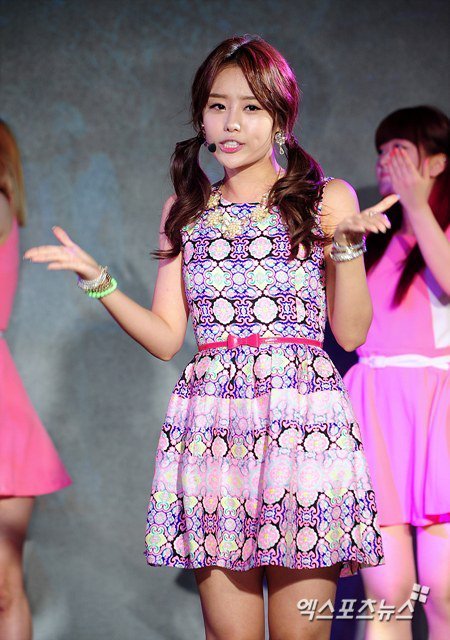 Song Ji Eun (Secret) - Allkpop Showcase Pics