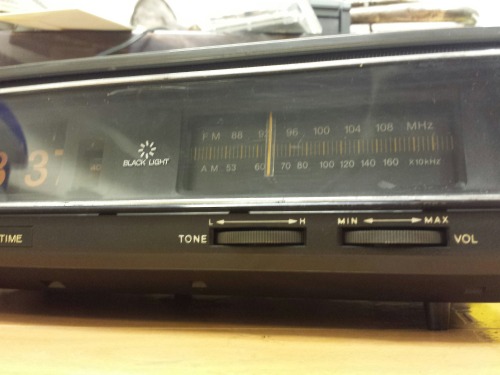 Sony TFM-C650W FM/AM Digital Clock Radio, 1972