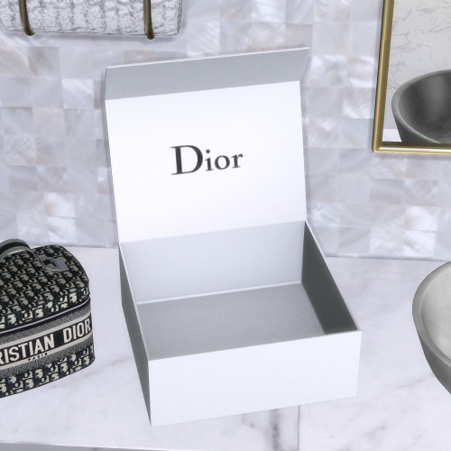 LA COLLECTION PRIVÉE CHRISTIAN DIOR      - Gris Dior Set This 7-Piece Set Con