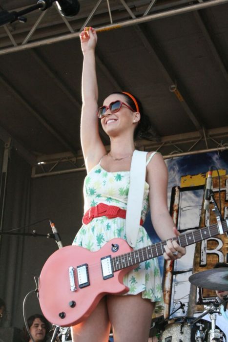 Katy Perry Credits Warped Tour for 