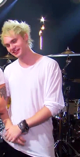 bichael-deactivated20151226:  Interviewer: Who is your celebrity crush? 