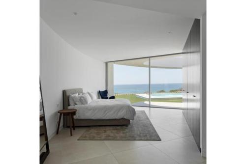 The Elliptic house overlooking the coast of Portugal